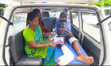 தாழ்வாக இருந்த உயர் மின்னழுத்த கம்பி: மின்சாரம் தாக்கி உயிருக்கு போராடும் மகனுக்கு நியாயம் கேட்டு ஆட்சியர் அலுவலகத்தில் பெற்றோர் கண்ணீர்